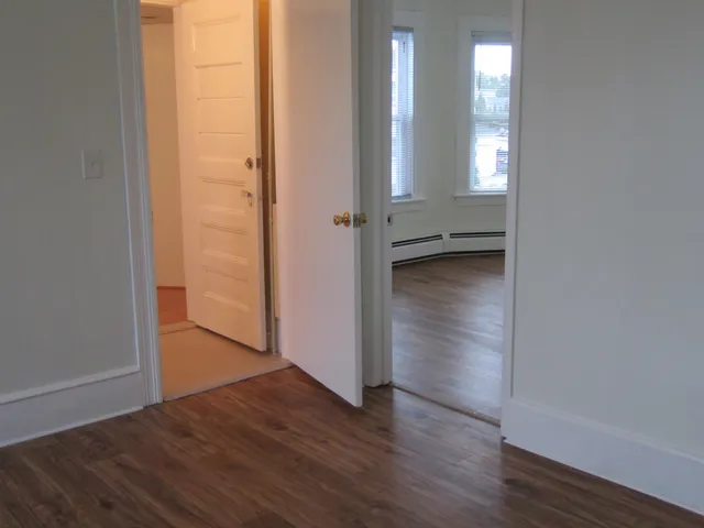 $1,850 | 579 Amory Street, Unit 2, Manchester, NH 03102