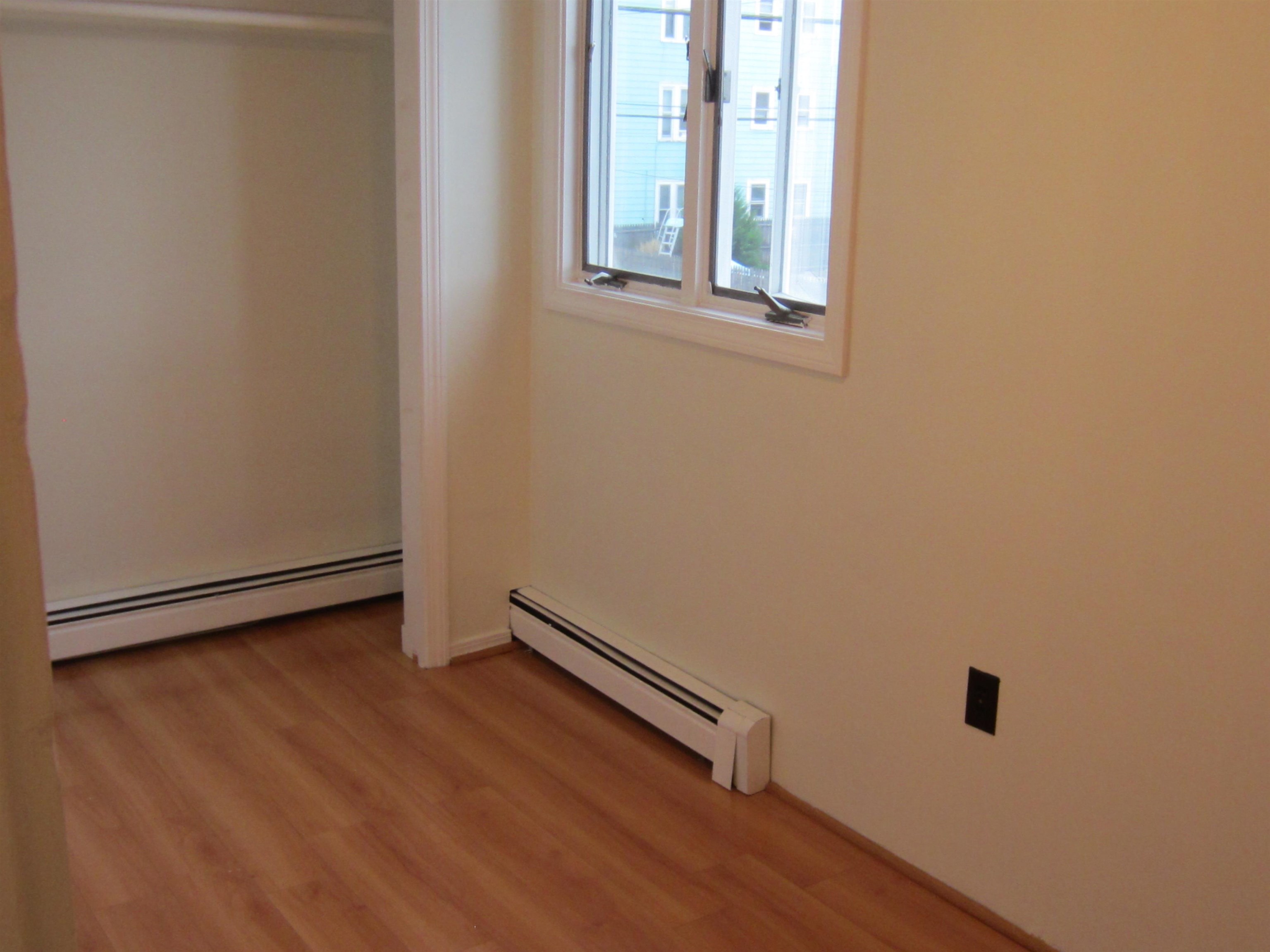 579 Amory Street, Unit 2 Manchester, NH 03102 - Photo 8 of 20