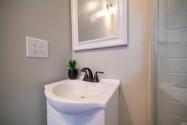 $170,000 | 257 East Jackson Street, Orleans, IN 47452