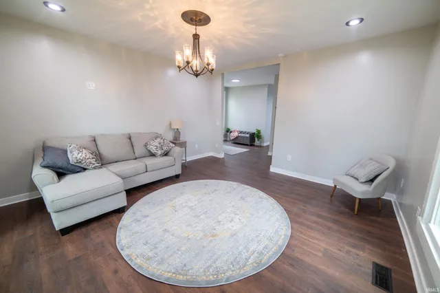 $170,000 | 257 East Jackson Street, Orleans, IN 47452