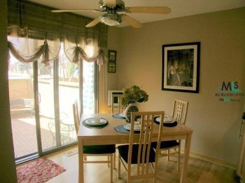 1050 Willow Grove Court Rochester, MI 48307 - Photo 3 of 9 658490-2.JPG