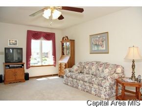 4700 Johanne Court Springfield, IL 62711 - Photo 3 of 10 Gallery Image 3