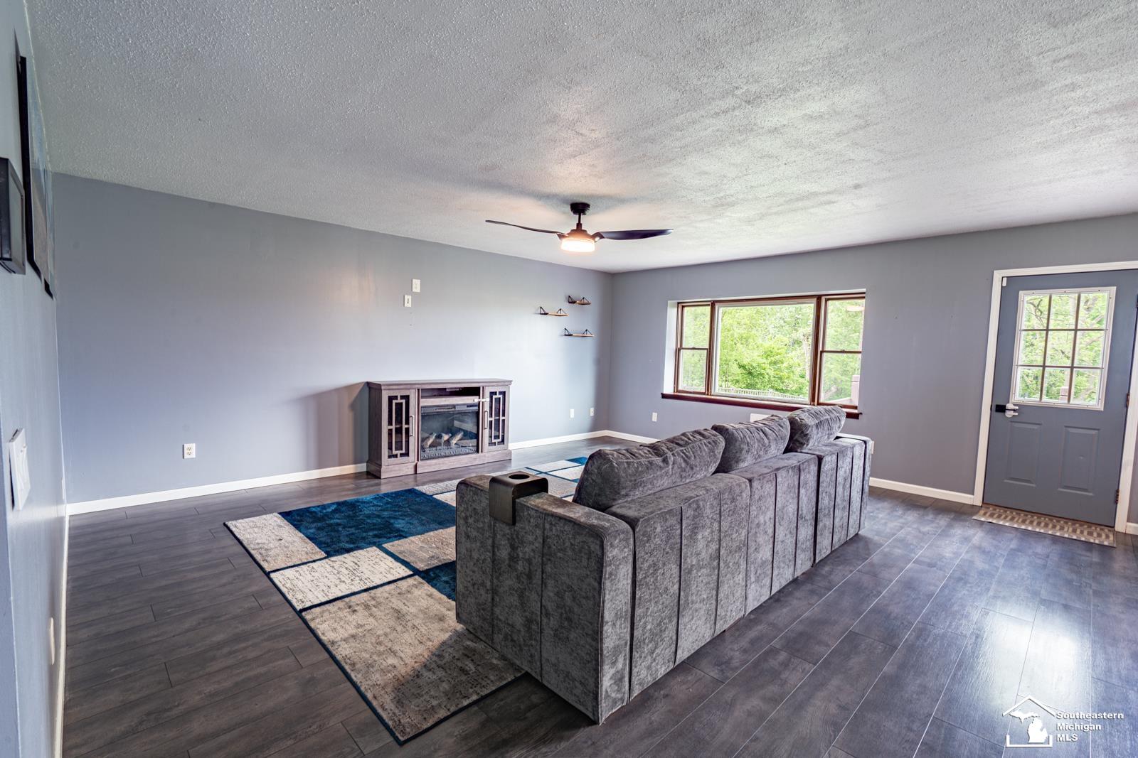 5248 South Custer Road Monroe, MI 48161 - Photo 5 of 33