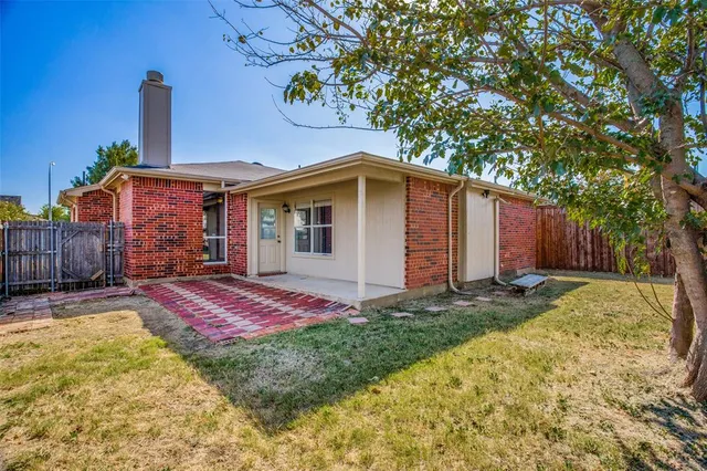 $2,200 | 4613 Brimstone Drive, Fort Worth, TX 76244