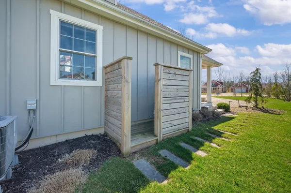 $927,000 | 5553 Hidden Pond Lane, Sawyer, MI 49125