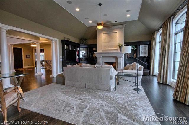 5393 Orchard Ridge Drive Rochester, MI 48306 - Photo 9 of 30 31174061-8.jpg
