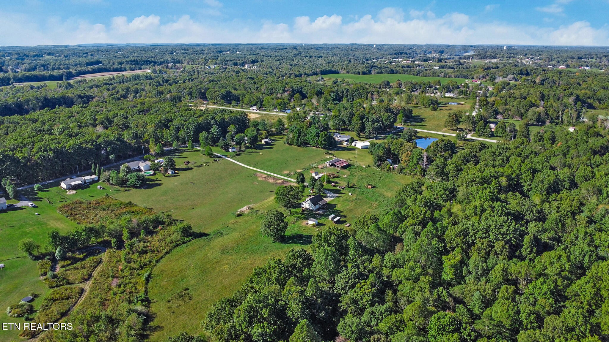 993 Model Farm Road Jamestown, TN 38556 - Photo 12 of 44