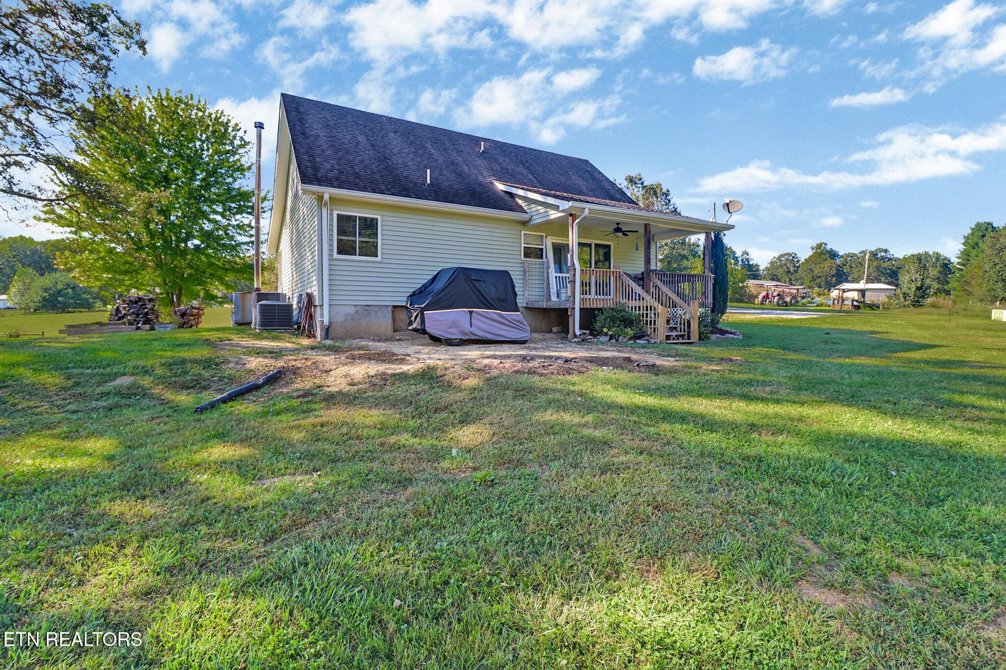 993 Model Farm Road Jamestown, TN 38556 - Photo 8 of 44