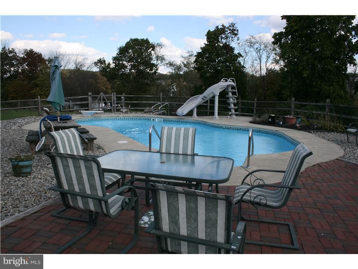 2511 Wasser Road Pennsburg, PA 18073 - Photo 16 of 25 Gallery Image 16