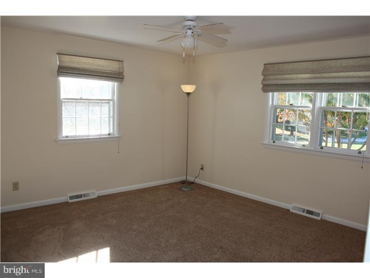 2511 Wasser Road Pennsburg, PA 18073 - Photo 20 of 25 Gallery Image 20