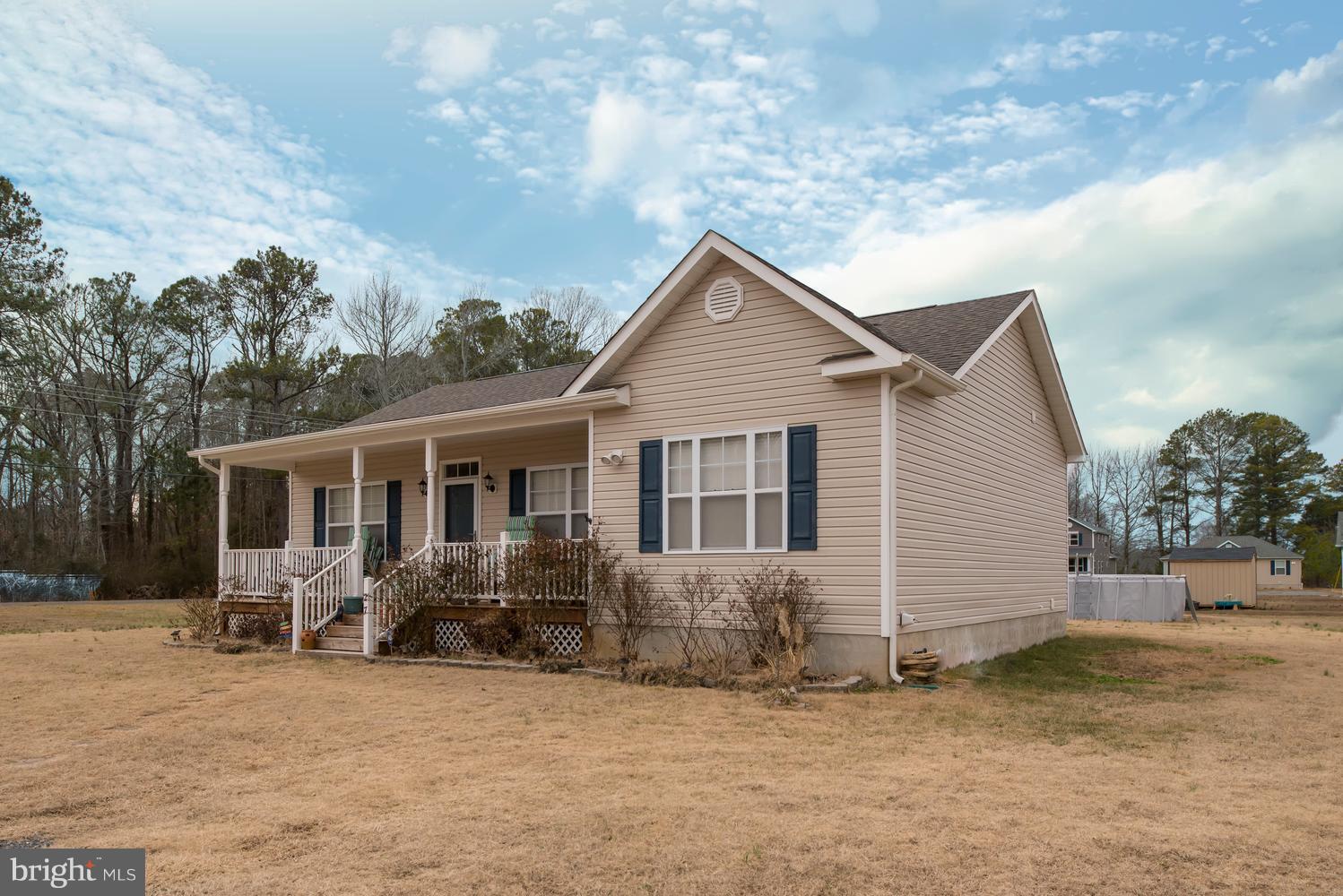 27 Columbia Road Colonial Beach, VA 22443 - Photo 3 of 23 Exterior (General)