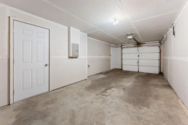 $215,000 | 4826 Elm Drive North, Unit 4, Hugo, MN 55038