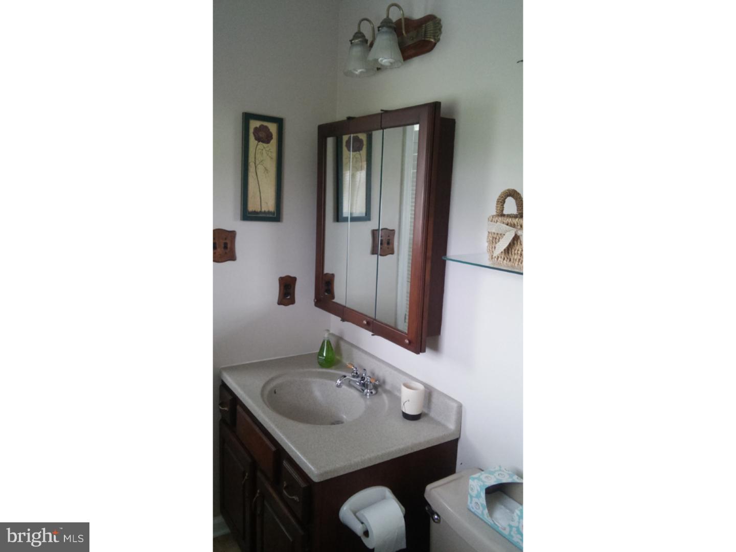 34 Buttonwood Road Voorhees, NJ 08043 - Photo 23 of 25 Bathroom
