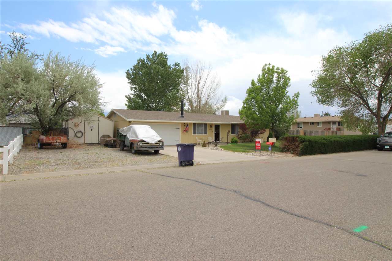 470 Meadow Road Grand Junction, CO 81504 - Photo 3 of 19 Gallery Image 3
