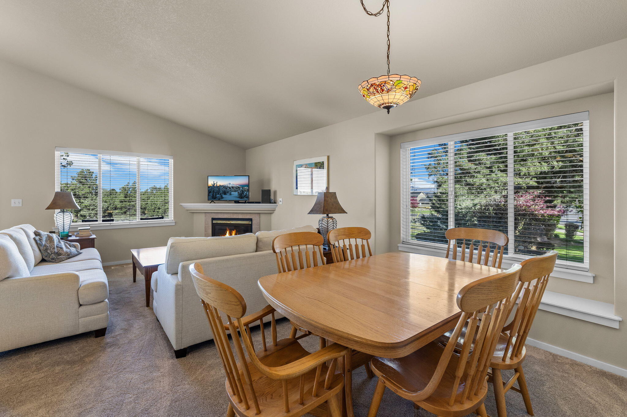 3626 Southwest 29th Street Redmond, OR 97756 - Photo 11 of 31 dining room