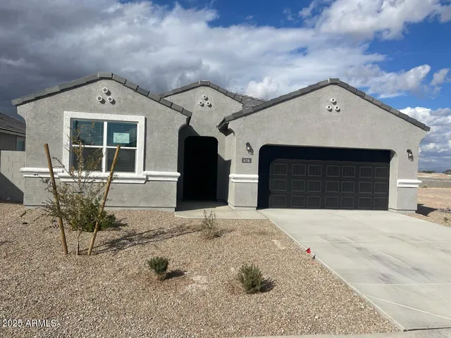 $349,990 | 636 West Freedom Street, Florence, AZ 85132