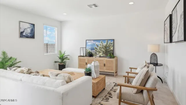 $349,990 | 636 West Freedom Street, Florence, AZ 85132