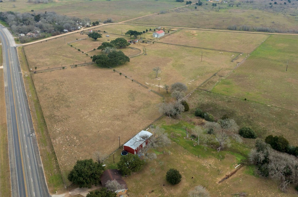 66 County Road 77D Schulenburg, TX 78956 - Photo 9 of 31
