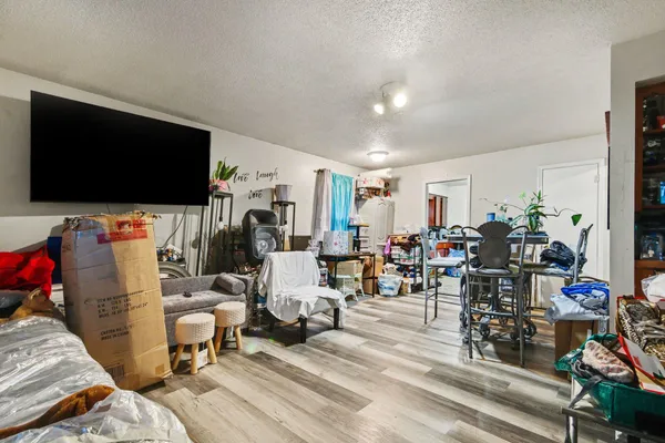 $395,000 | 930-932 Lancashire Court Southeast, Grand Rapids, MI 49508