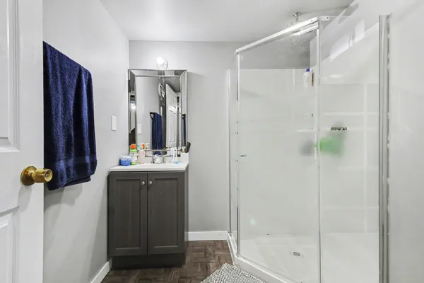 $395,000 | 930-932 Lancashire Court Southeast, Grand Rapids, MI 49508