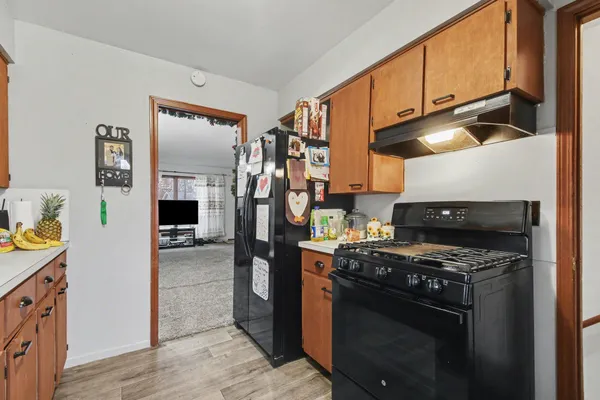 $395,000 | 930-932 Lancashire Court Southeast, Grand Rapids, MI 49508