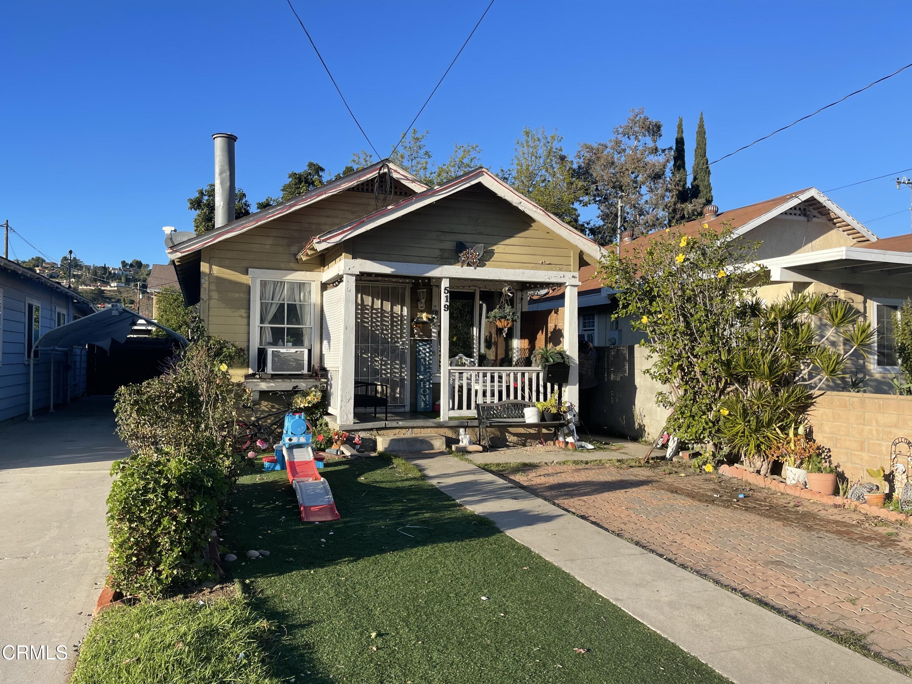 519 East Santa Barbara St