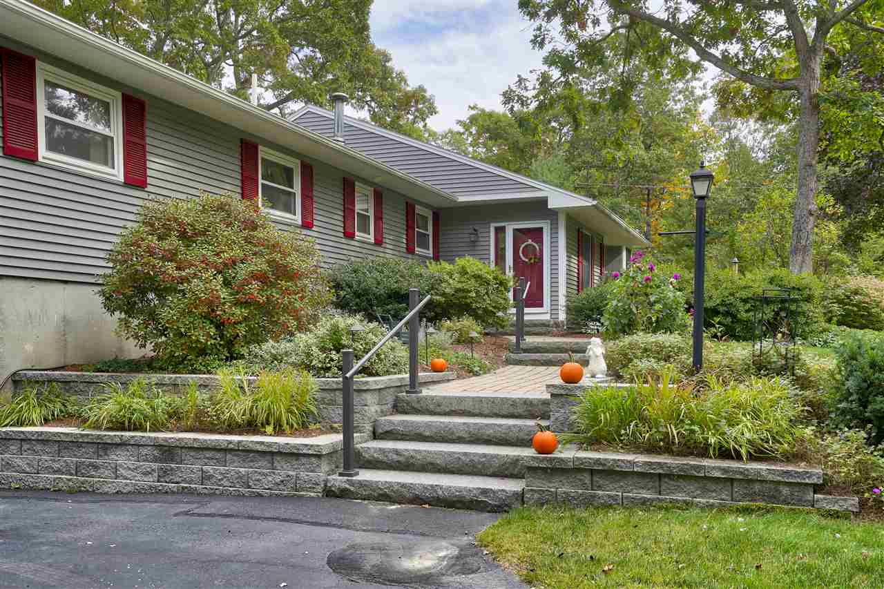 63 Amherst Road Merrimack, NH 03054 - Photo 3 of 38