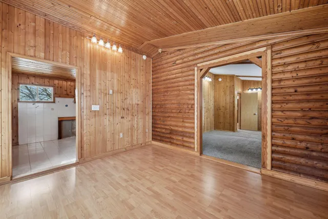 $314,900 | 631 Broadway Street East, New Germany, MN 55367