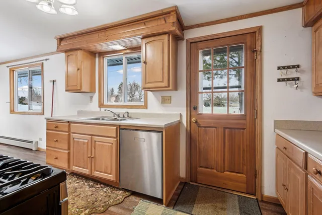 $314,900 | 631 Broadway Street East, New Germany, MN 55367