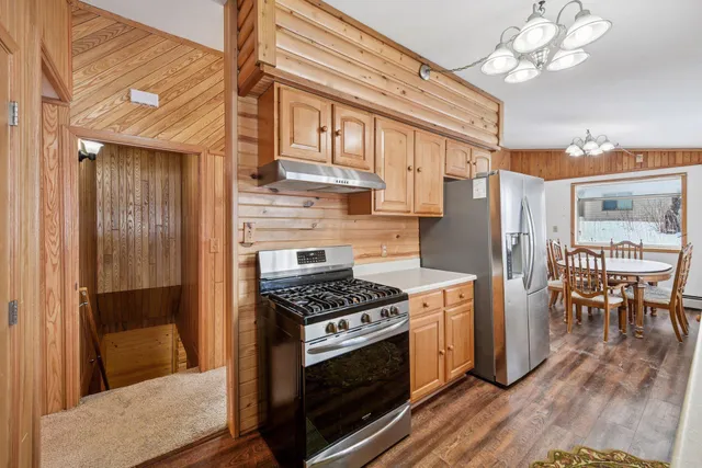 $314,900 | 631 Broadway Street East, New Germany, MN 55367