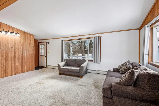 $314,900 | 631 Broadway Street East, New Germany, MN 55367