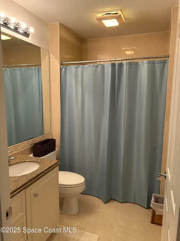 $2,500 | 24 Harbour Isle Drive, Unit 104, Hutchinson Island, FL 34949