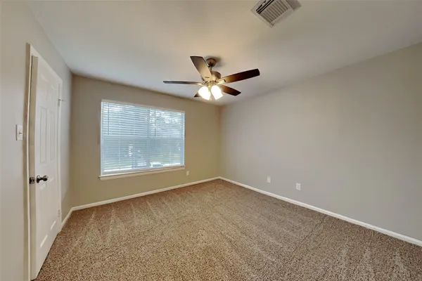 $2,500 | 3918 Appalachian Trail, Houston, TX 77345