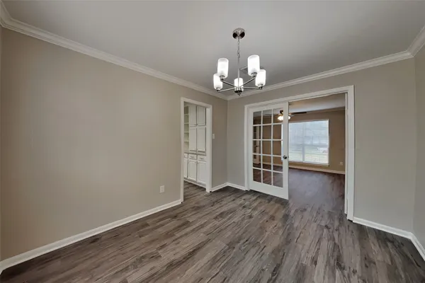 $2,500 | 3918 Appalachian Trail, Houston, TX 77345