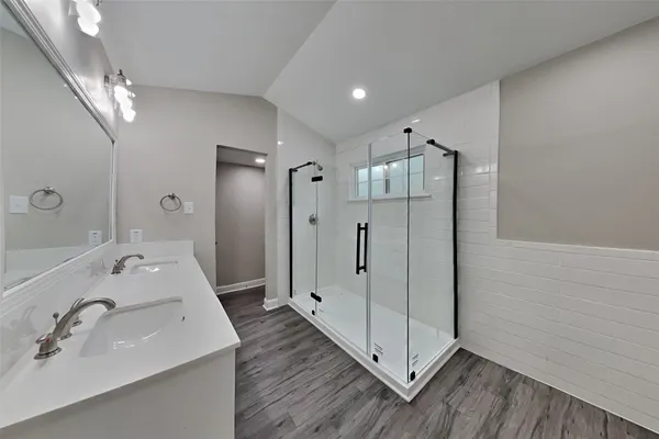 $2,500 | 3918 Appalachian Trail, Houston, TX 77345