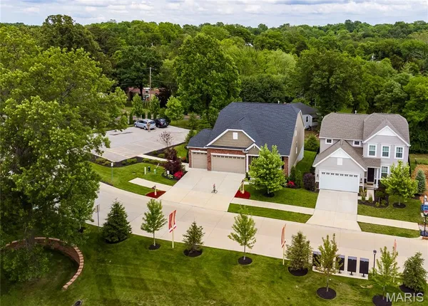 $414,900 | 3352 Vine Clad Hl Drive, Arnold, MO 63010