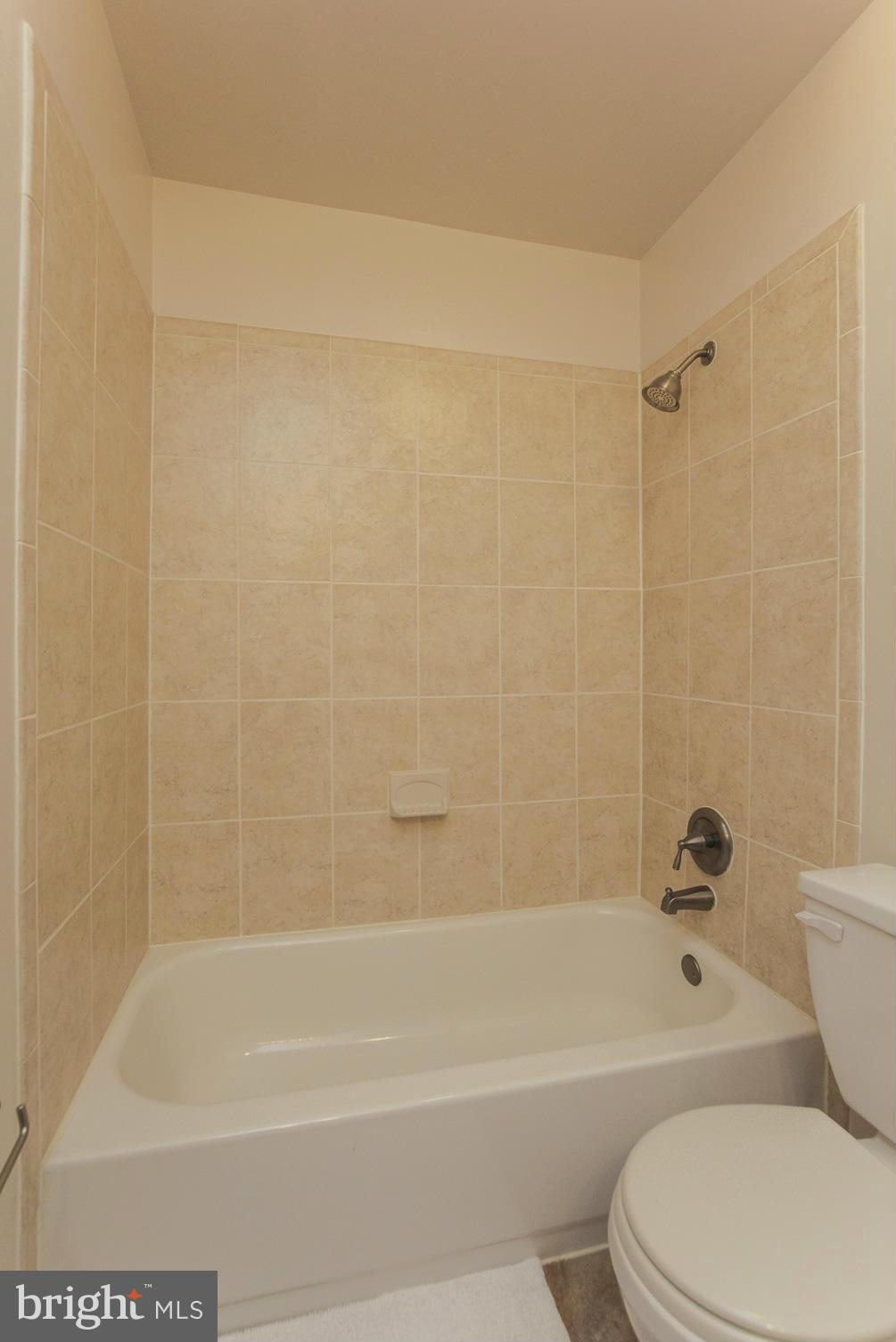 7014 Spur Road Springfield, VA 22153 - Photo 22 of 29 Bath