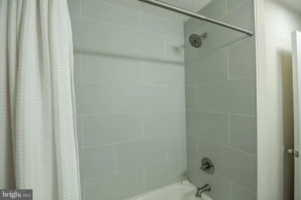 $2,750 | 925 Chestnut Manor Court, Curtis Bay, MD 21226