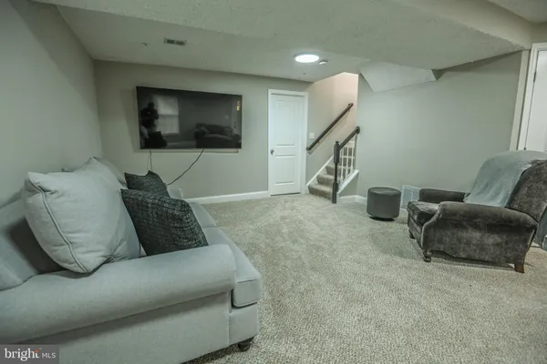 $2,750 | 925 Chestnut Manor Court, Curtis Bay, MD 21226