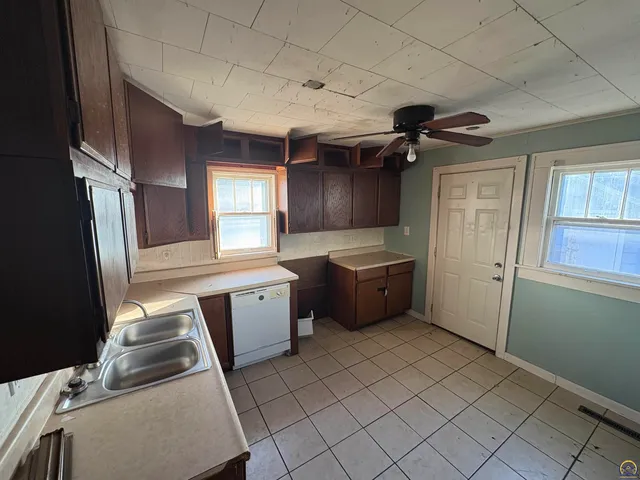 $69,900 | 505 Elm Street, Emporia, KS 66801