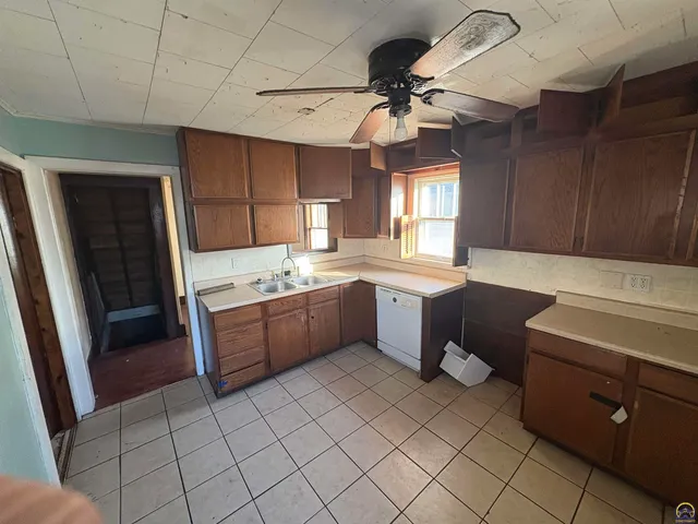 $69,900 | 505 Elm Street, Emporia, KS 66801