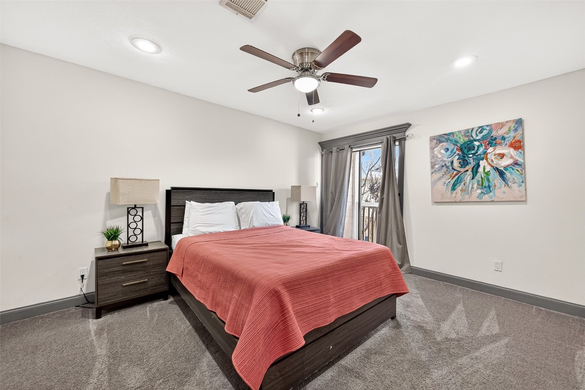 3684 Ocee Street Houston, TX 77063 - Photo 23 of 32