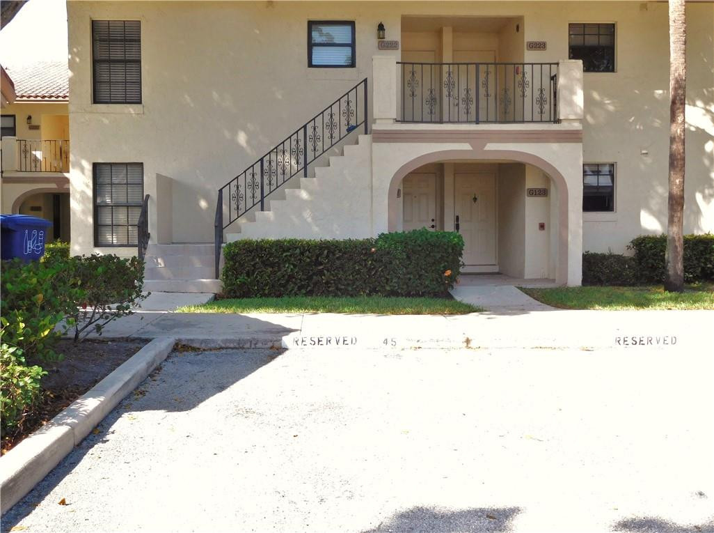 2650 Greenwood Terrace, Unit G222 Boca Raton, FL 33431 - Photo 3 of 33 Parking right in front of building!