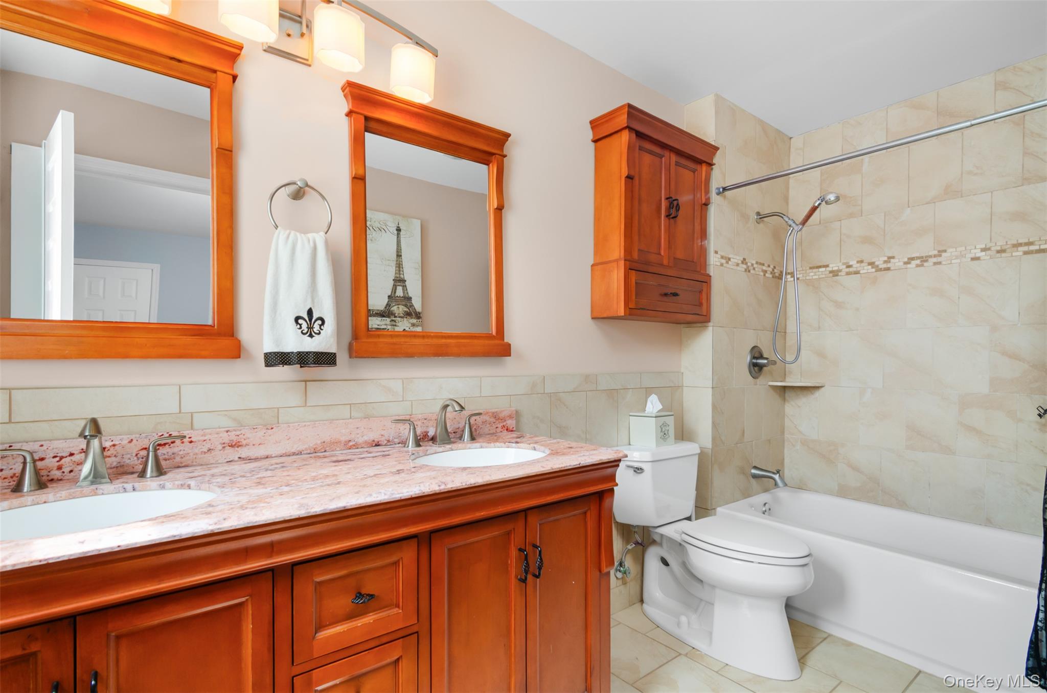 18 Calico Tree Lane Coram, NY 11727 - Photo 20 of 35