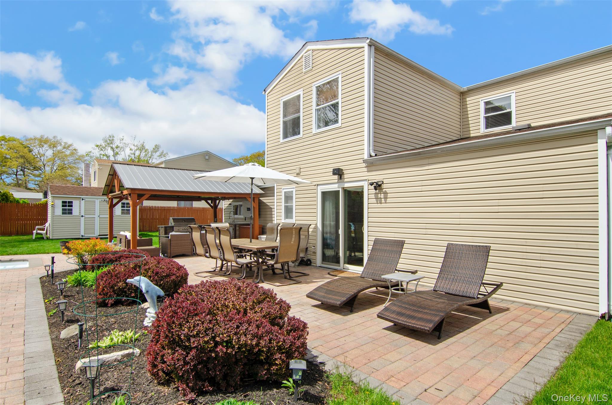 18 Calico Tree Lane Coram, NY 11727 - Photo 27 of 35 Perfect spot to work sunbathe