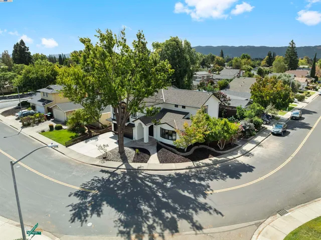 $2,358,888 | 3910 Rockingham Drive, Pleasanton, CA 94588