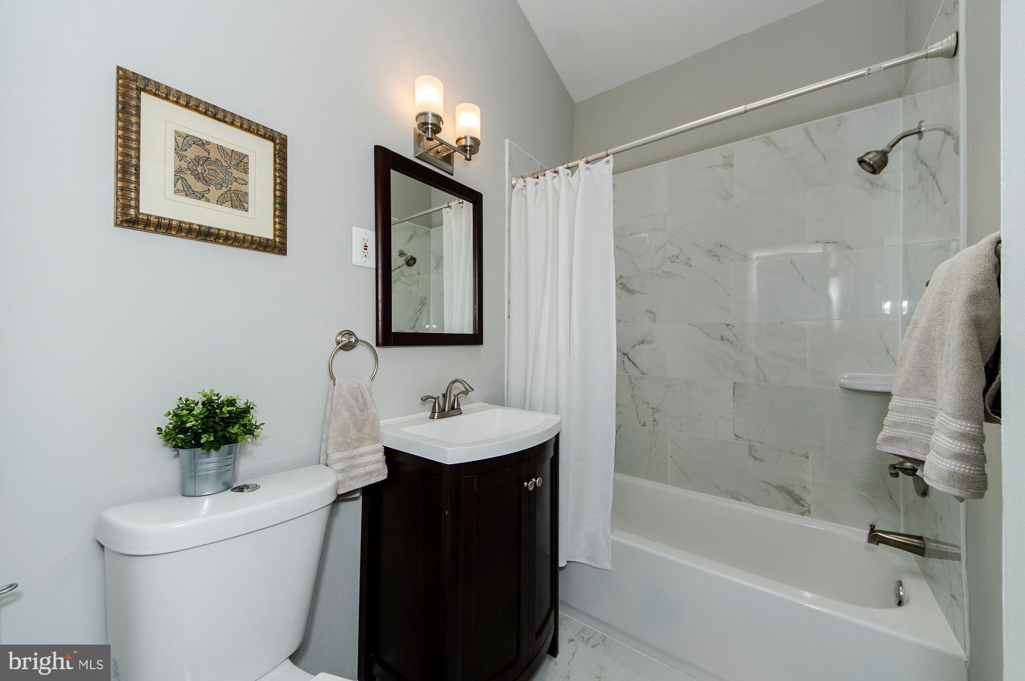4501 Guinea Road Annandale, VA 22003 - Photo 20 of 35 Main level full bathroom