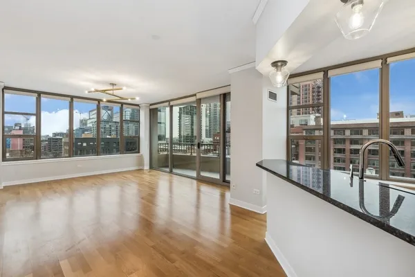$2,800 | 200 North Jefferson Street, Unit 804, Chicago, IL 60661