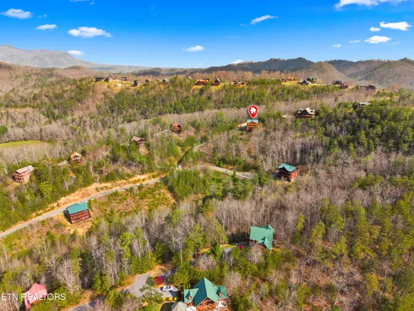 $1,389,999 | 1643 Barn Door Lane, Sevierville, TN 37862