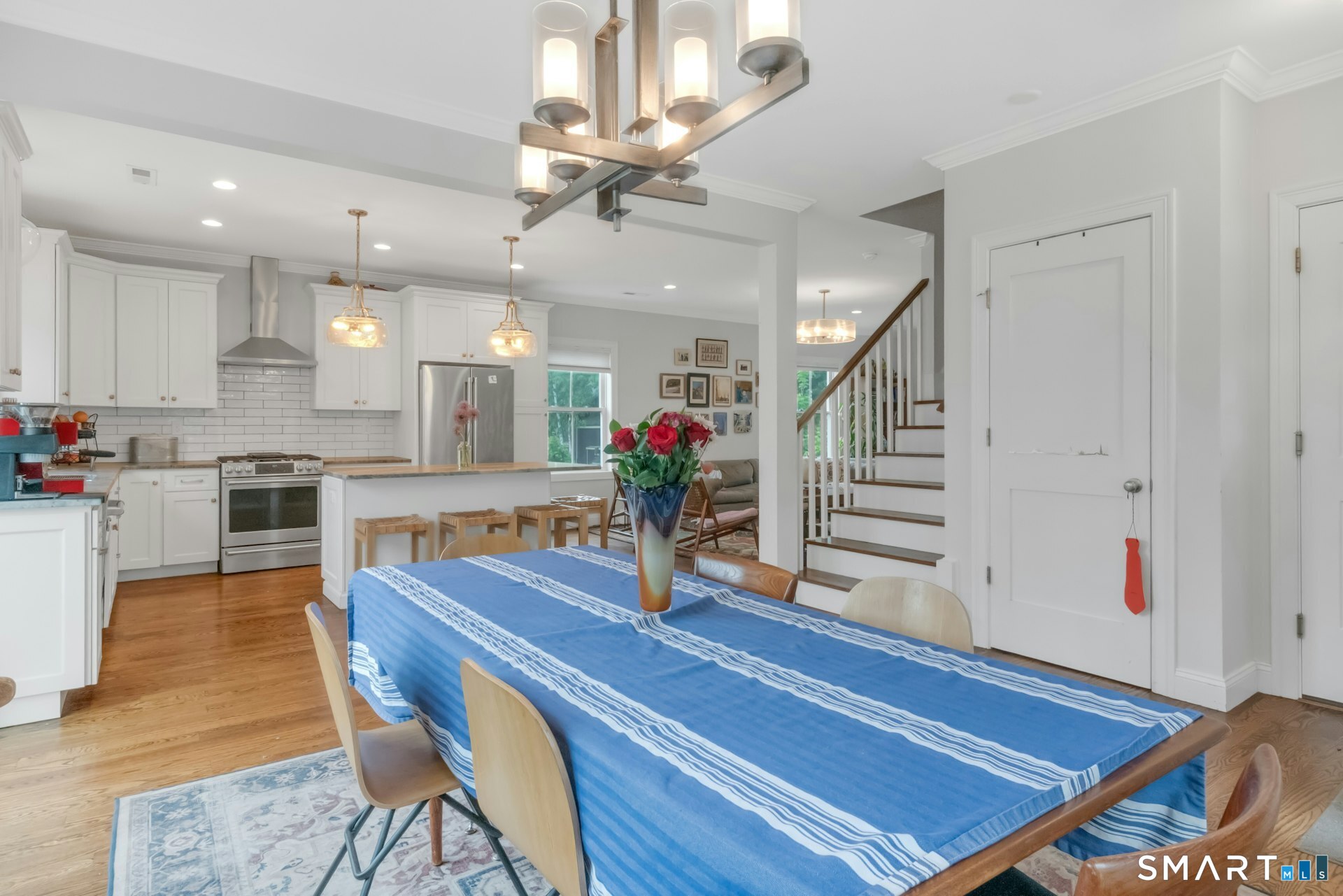 210 High Ridge Avenue Ridgefield, CT 06877 - Photo 7 of 31